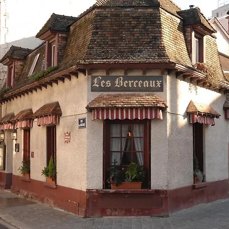 Hotel Les Berceaux 3*