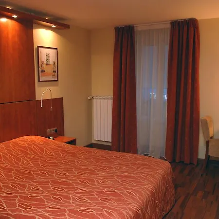 فندق Les Berceaux إيبيرني